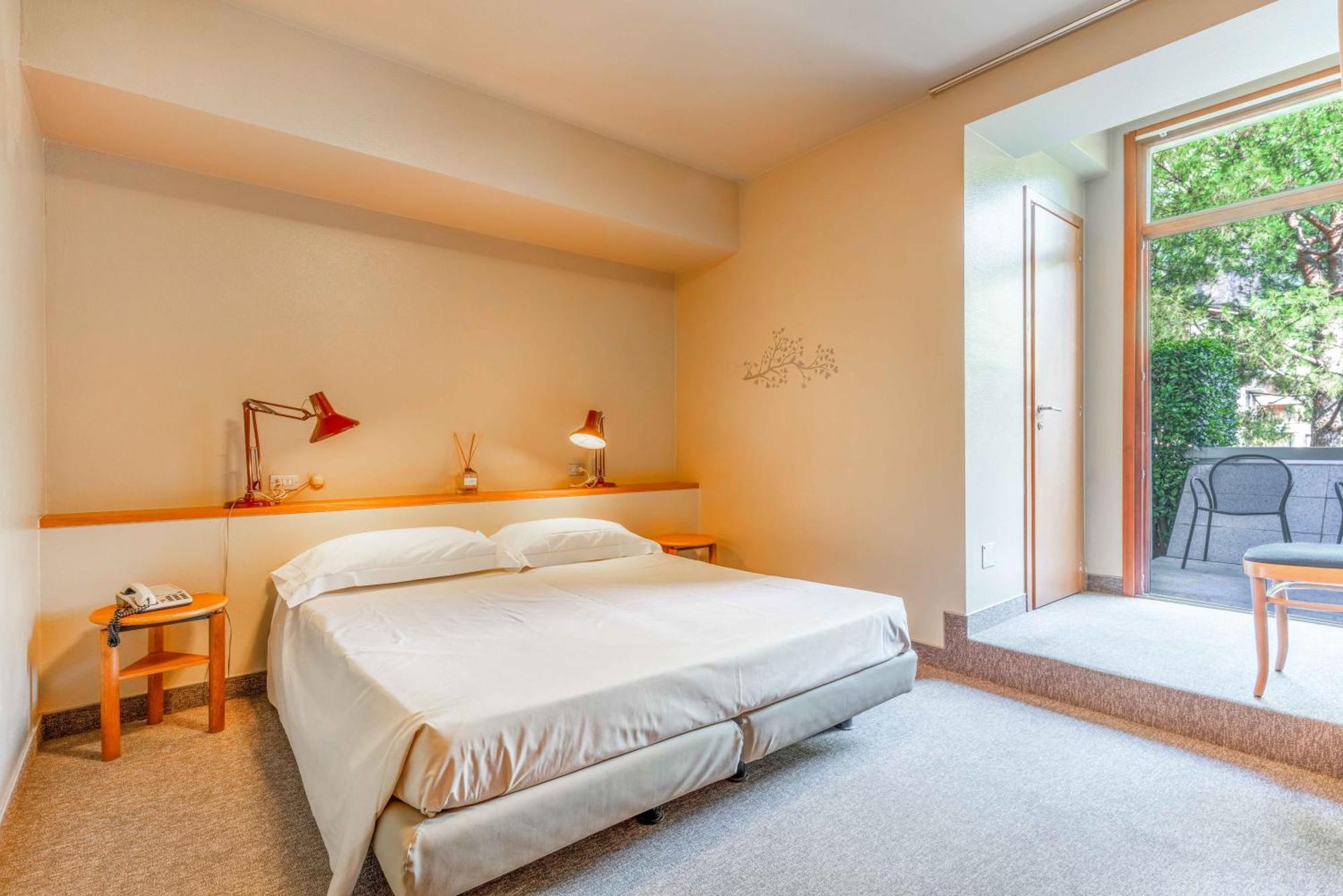 Albergo Sorriso Darfo Boario Terme Exterior photo